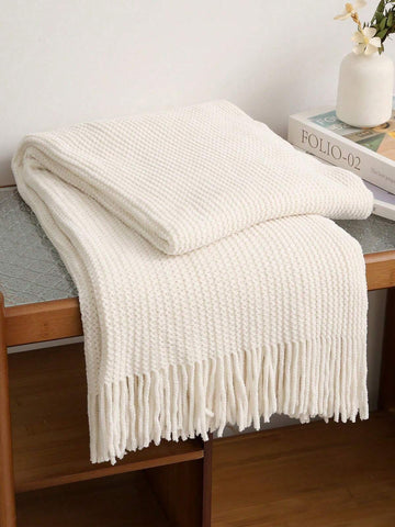 A Diamond-Shaped Pure-Color Knitted Blanket, Featuring A Nordic Style With Rectangular Fringed Edges, Ideal For Office Naps, Bed Covers, Bed End Covers, And Sofa Covers, Suitable For Daily Use